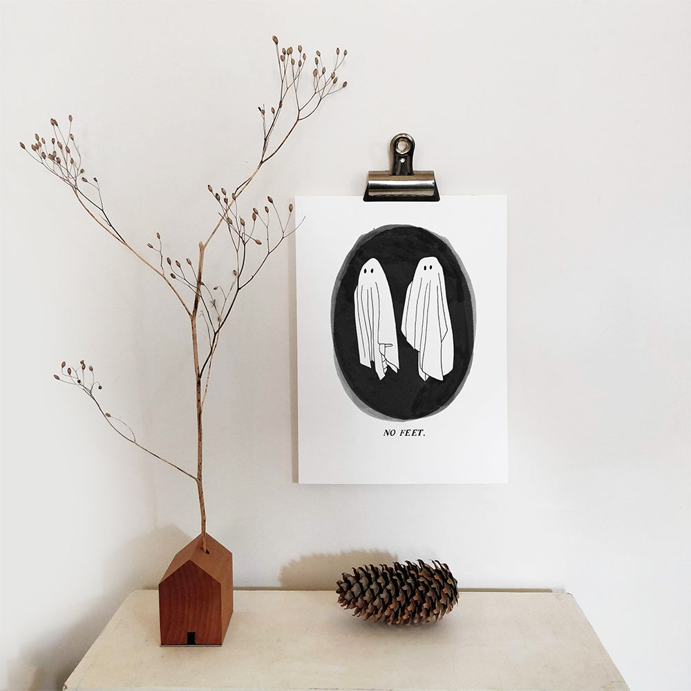 No Feet Beetlejuice Ghosts | Sustainable Print